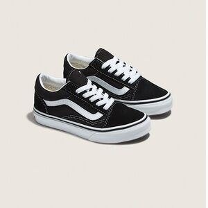 Vans Kids Classic Old Skool Black and White Lace Up Low-Tops